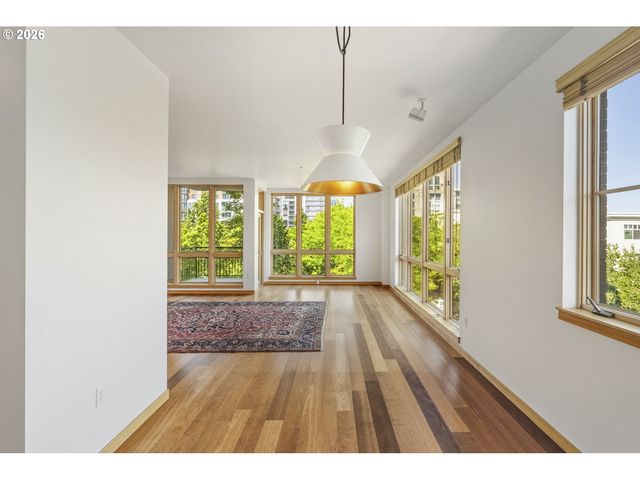 1030 Nw JOHNSON St 321, Portland, OR 97209