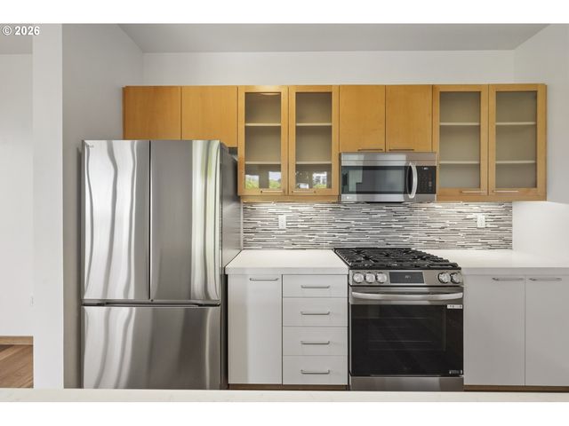 1030 Nw JOHNSON St 321, Portland, OR 97209