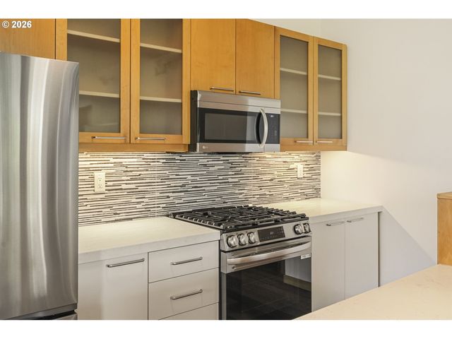 1030 Nw JOHNSON St 321, Portland, OR 97209