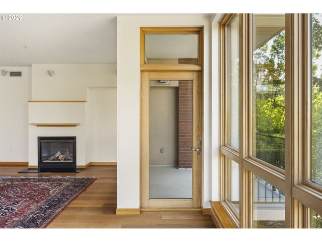 1030 Nw JOHNSON St 321, Portland, OR 97209