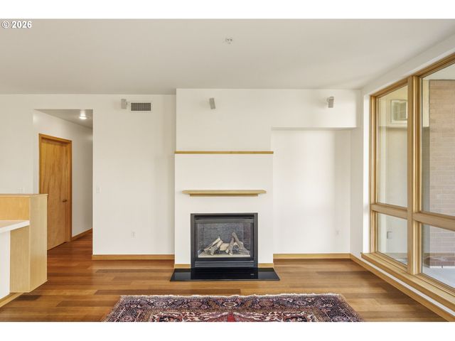 1030 Nw JOHNSON St 321, Portland, OR 97209