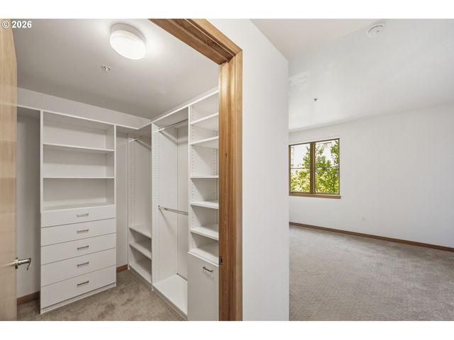 1030 Nw JOHNSON St 321, Portland, OR 97209