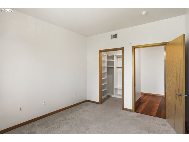 1030 Nw JOHNSON St 321, Portland, OR 97209