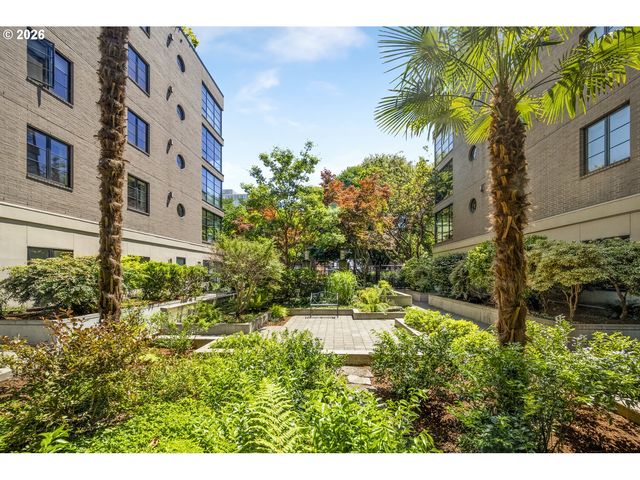 1030 Nw JOHNSON St 321, Portland, OR 97209