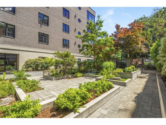 1030 Nw JOHNSON St 321, Portland, OR 97209