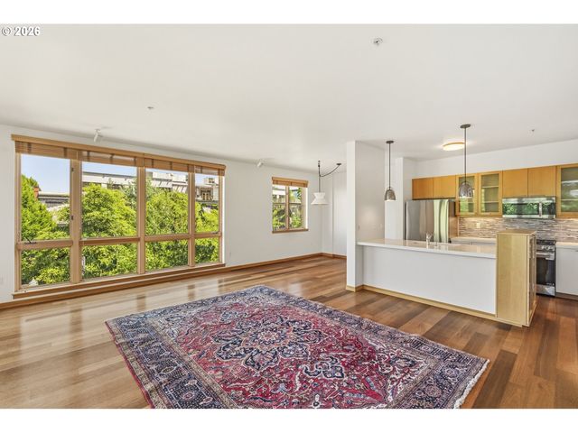 1030 Nw JOHNSON St 321, Portland, OR 97209