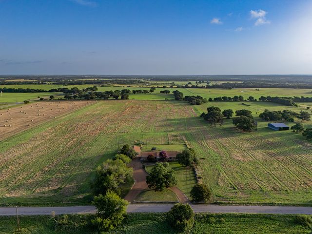 207 Cr-1750, Chico, TX 76431