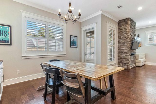 1360 N 10th Ave, Pensacola, FL 32506