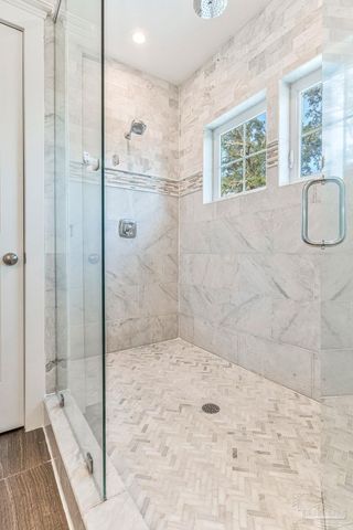 1360 N 10th Ave, Pensacola, FL 32506