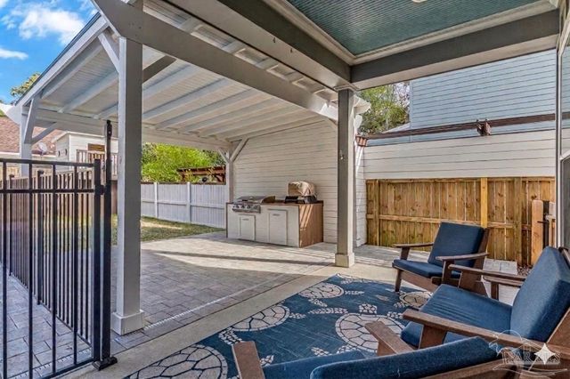 1360 N 10th Ave, Pensacola, FL 32506