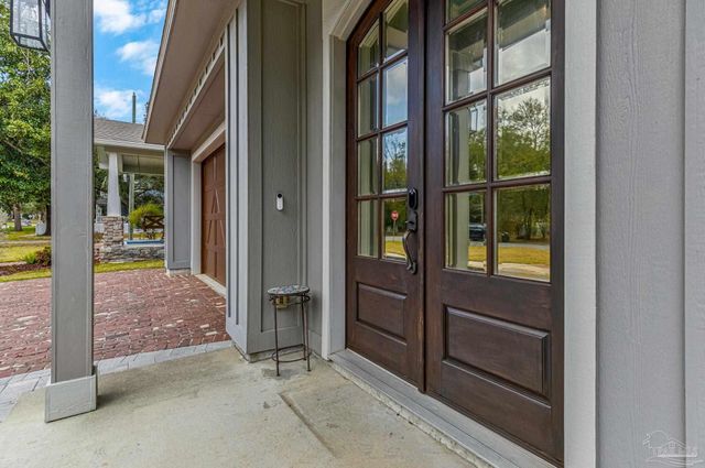 1360 N 10th Ave, Pensacola, FL 32506