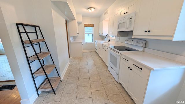 117 FRANKLIN Street, Washington, IL 61571
