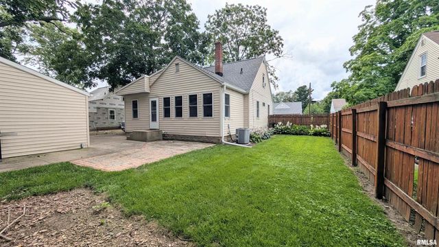 117 FRANKLIN Street, Washington, IL 61571