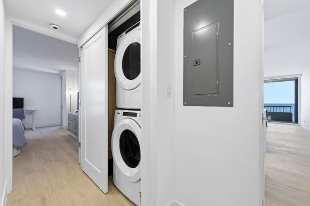 5510 N Ocean Drive 4a, Singer Island, FL 33404