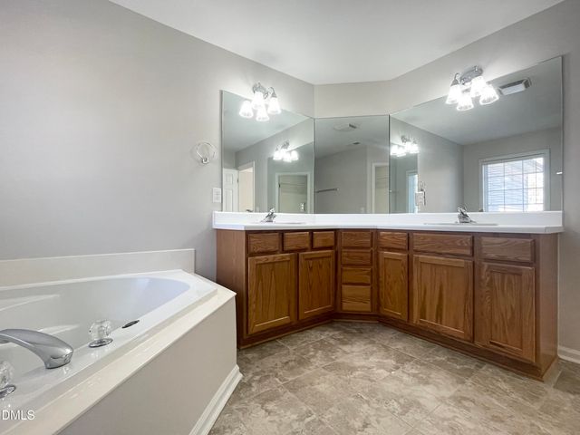 2517 Tadley Court, Raleigh, NC 27603