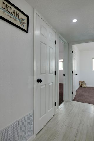 2313 Cagua Drive NE, Albuquerque, NM 87110