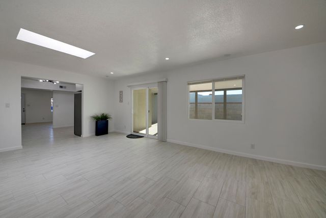 2313 Cagua Drive NE, Albuquerque, NM 87110