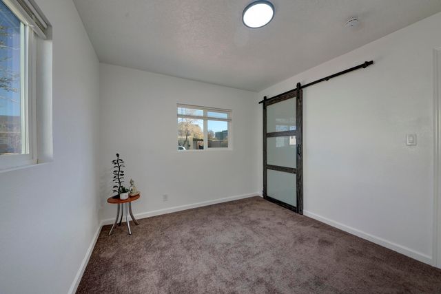 2313 Cagua Drive NE, Albuquerque, NM 87110