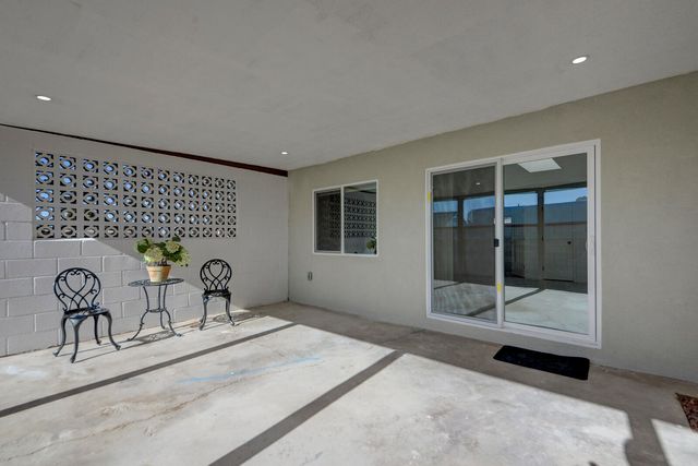 2313 Cagua Drive NE, Albuquerque, NM 87110