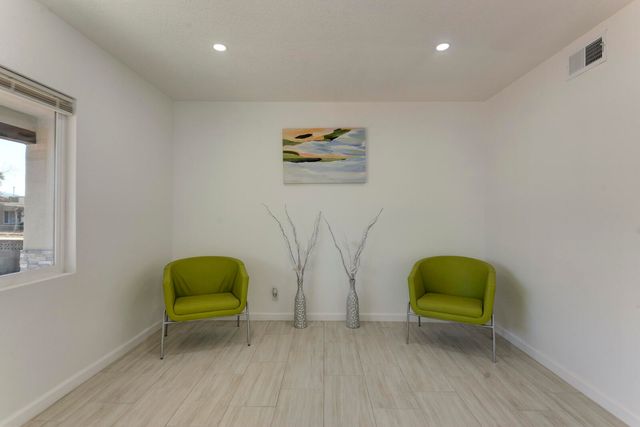 2313 Cagua Drive NE, Albuquerque, NM 87110