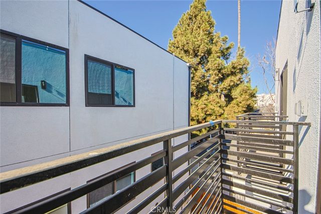 6421 Troost, North Hollywood, CA 91606