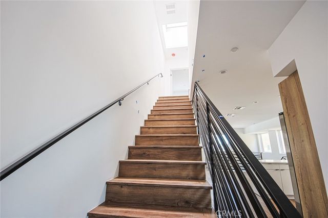 6421 Troost, North Hollywood, CA 91606