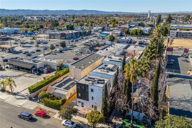 6421 Troost, North Hollywood, CA 91606