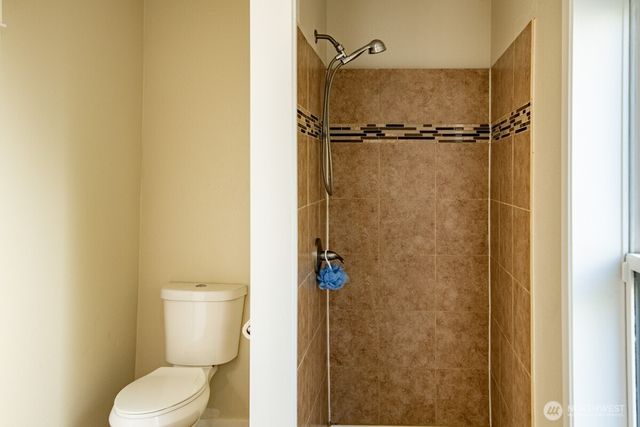 2532 S Wilkeson Street, Tacoma, WA 98405