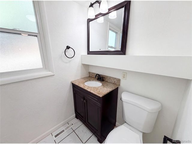 519 N Gilbert St, Castle Rock, CO 80104
