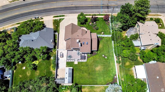 4792 GLASMANN WAY, South Ogden, UT 84403