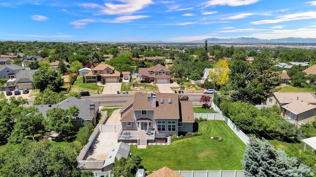 4792 GLASMANN WAY, South Ogden, UT 84403