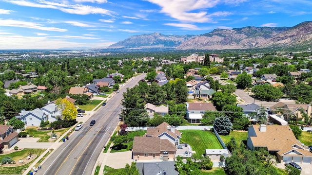 4792 GLASMANN WAY, South Ogden, UT 84403