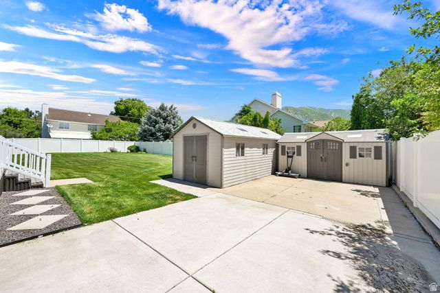 4792 GLASMANN WAY, South Ogden, UT 84403