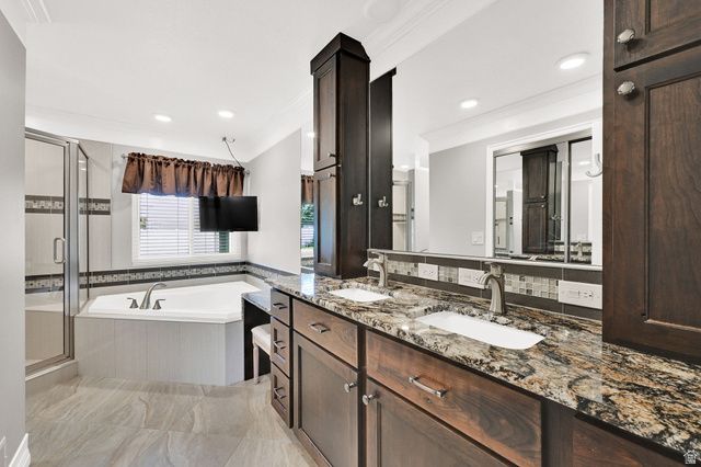 4792 GLASMANN WAY, South Ogden, UT 84403