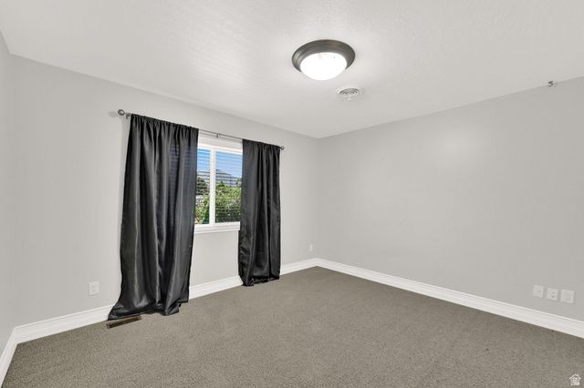 4792 GLASMANN WAY, South Ogden, UT 84403