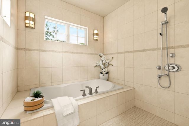 5601 VERNON PL, Bethesda, MD 20817