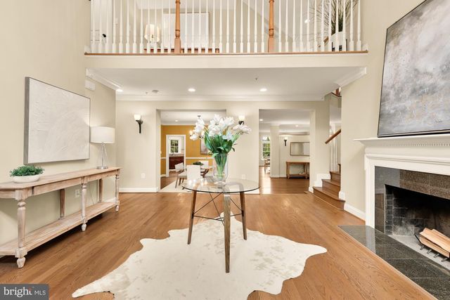 5601 VERNON PL, Bethesda, MD 20817