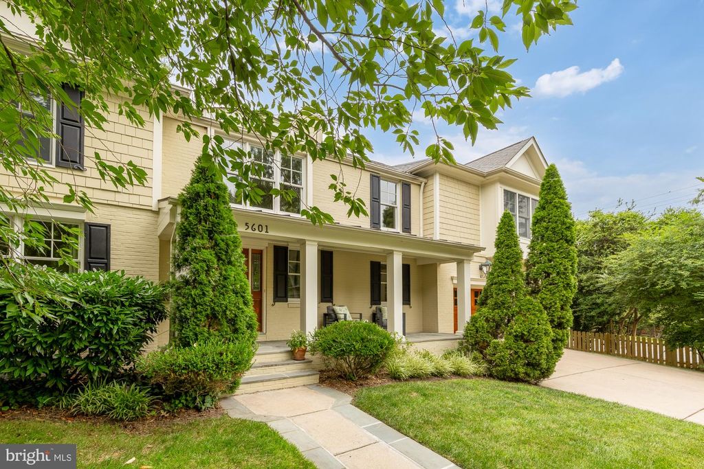 5601 VERNON PL, Bethesda, MD 20817