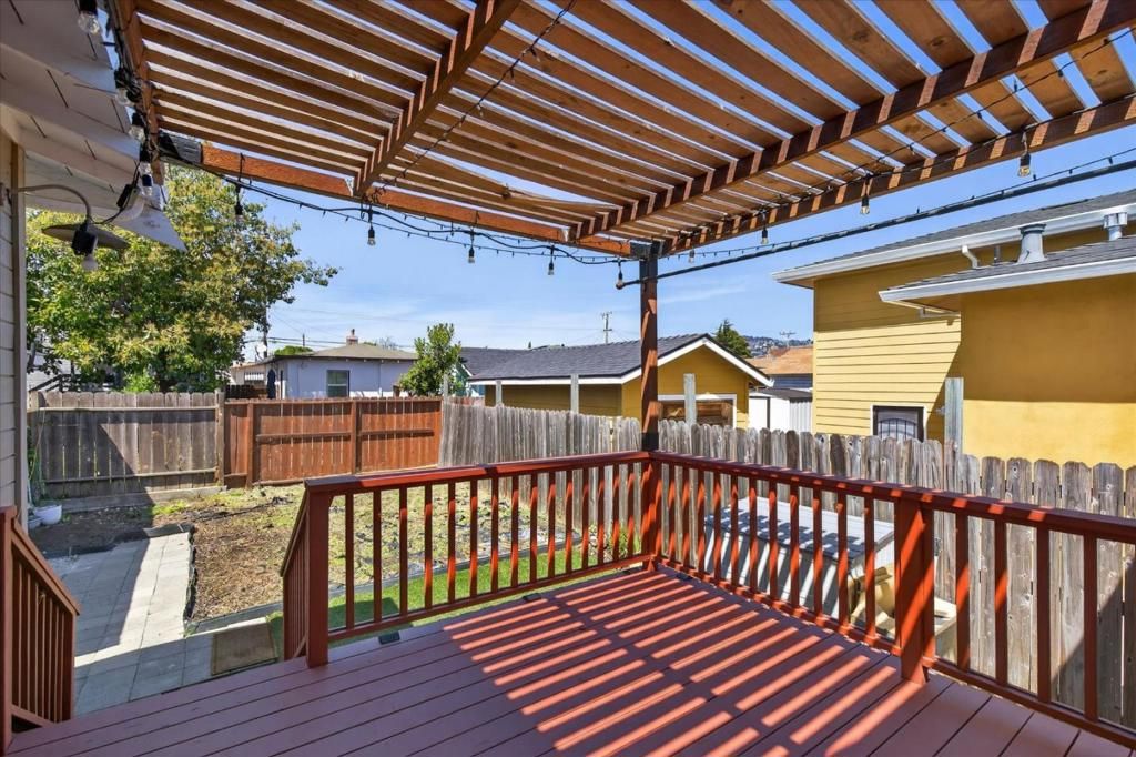 Image 23 of property listing at 2451 65th Avenue, Oakland, CA 94605