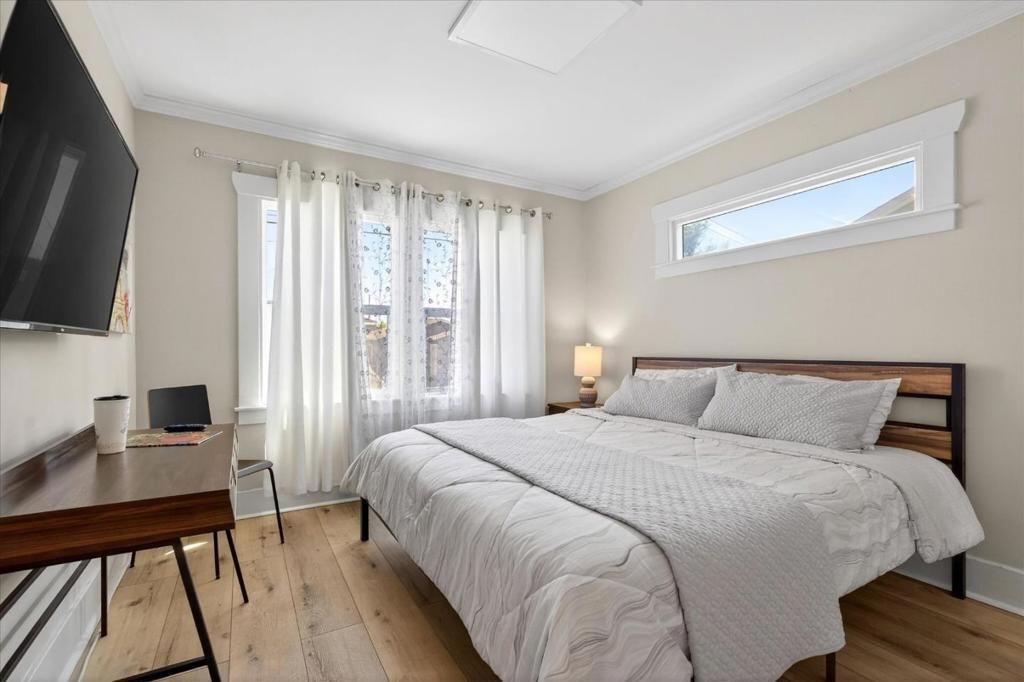 Image 31 of property listing at 2451 65th Avenue, Oakland, CA 94605