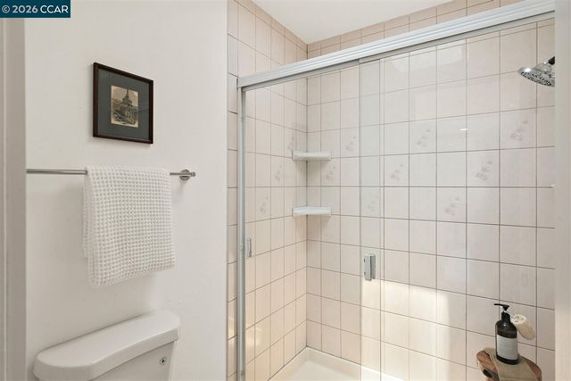 1316 Pineview Ln, Concord, CA 94521