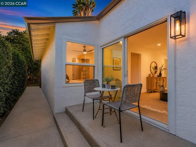 1316 Pineview Ln, Concord, CA 94521
