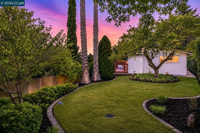 1316 Pineview Ln, Concord, CA 94521
