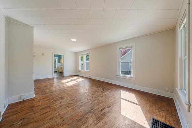 1561 W PROSPECT AVENUE, Appleton, WI 54914