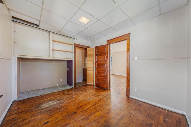 1561 W PROSPECT AVENUE, Appleton, WI 54914