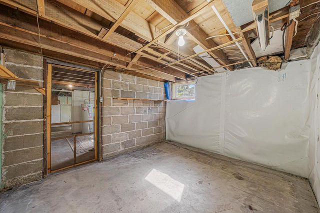 1561 W PROSPECT AVENUE, Appleton, WI 54914