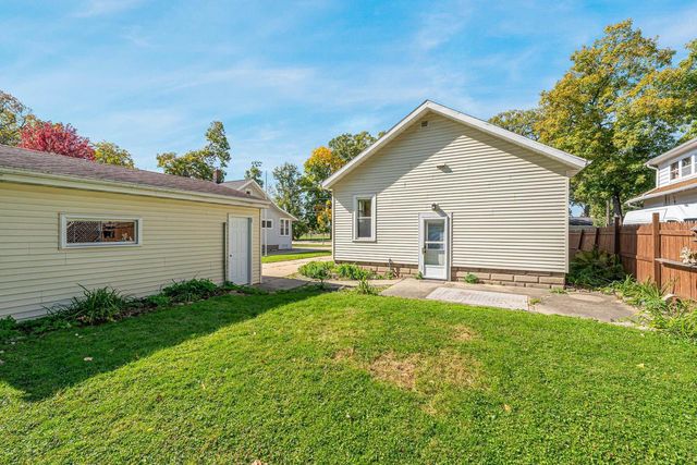 1561 W PROSPECT AVENUE, Appleton, WI 54914