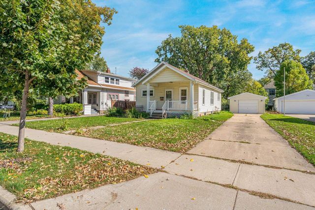 1561 W PROSPECT AVENUE, Appleton, WI 54914