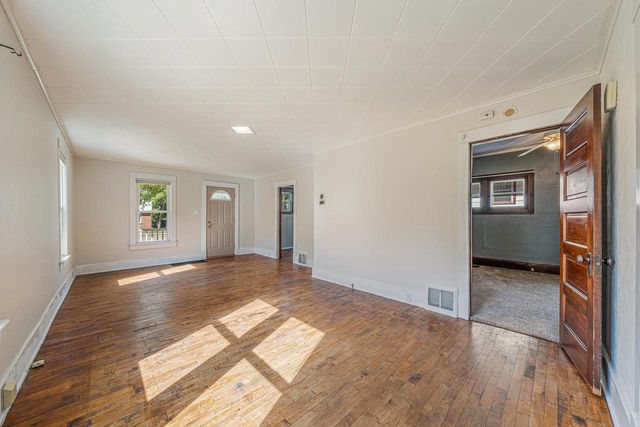 1561 W PROSPECT AVENUE, Appleton, WI 54914