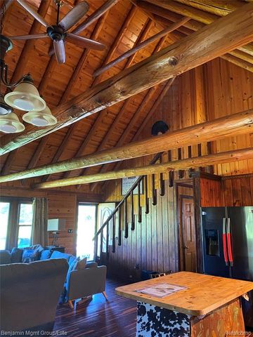6827 Lapeer Road, Kimball, MI 48074
